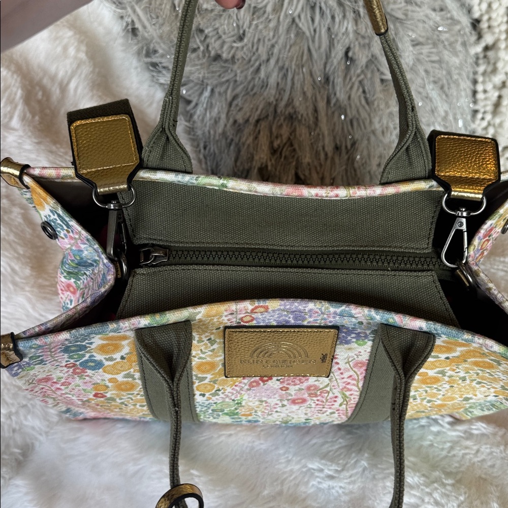 Kurt Geiger limited edition, London floral tote - Picture 5 of 7